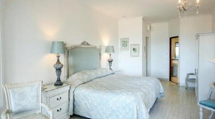 Misty Waves Boutique Hotel