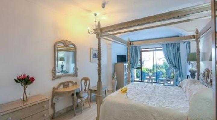 Misty Waves Boutique Hotel