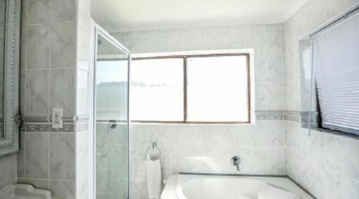 Misty Waves Boutique Hotel