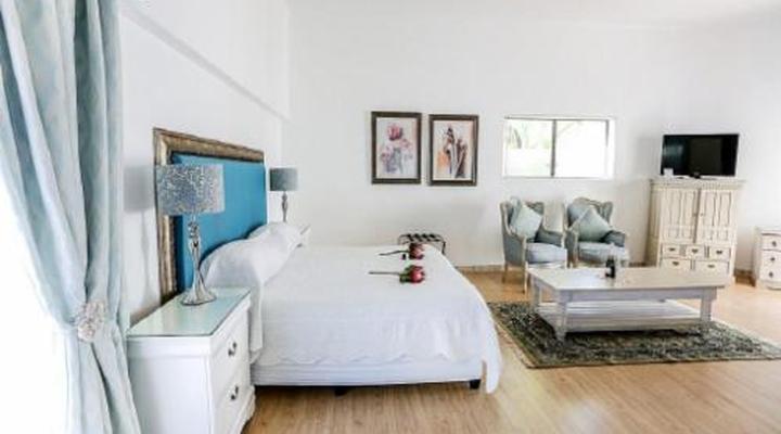Misty Waves Boutique Hotel
