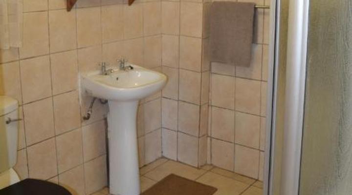 Log cabin & Settlers village