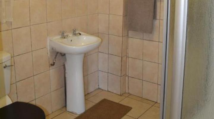 Log cabin & Settlers village