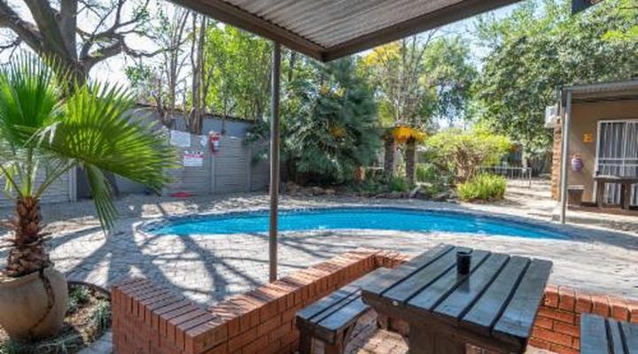 Cosy Cottages Guesthouse