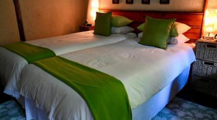 Kulanga Cottages Bed & Breakfast