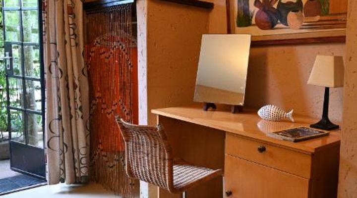 Kulanga Cottages Bed & Breakfast