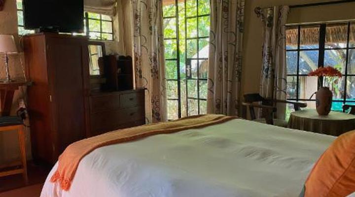 Kulanga Cottages Bed & Breakfast