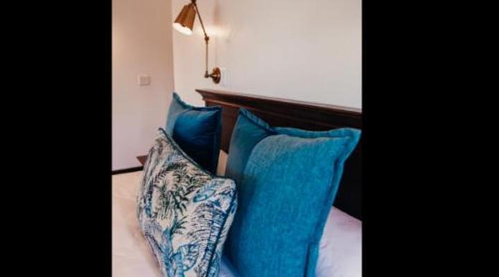 Hilltop Country Lodge