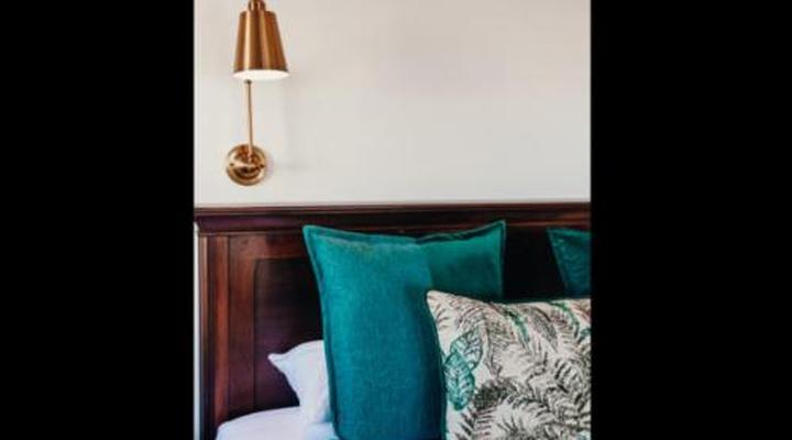 Hilltop Country Lodge