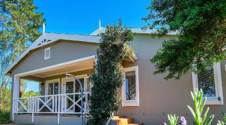 Hilltop Country Lodge