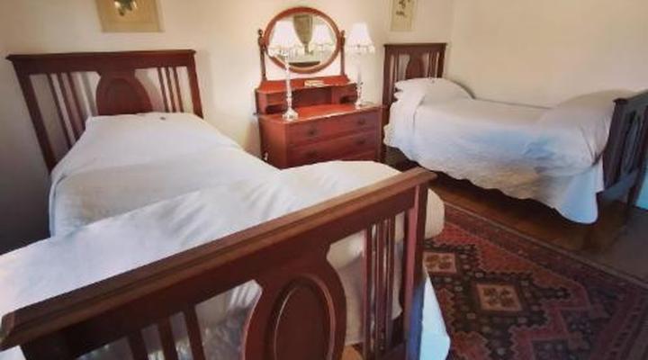 Die Tuishuise & Victoria Manor