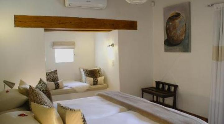 Rothman Manor De Luxe Guest Retreat