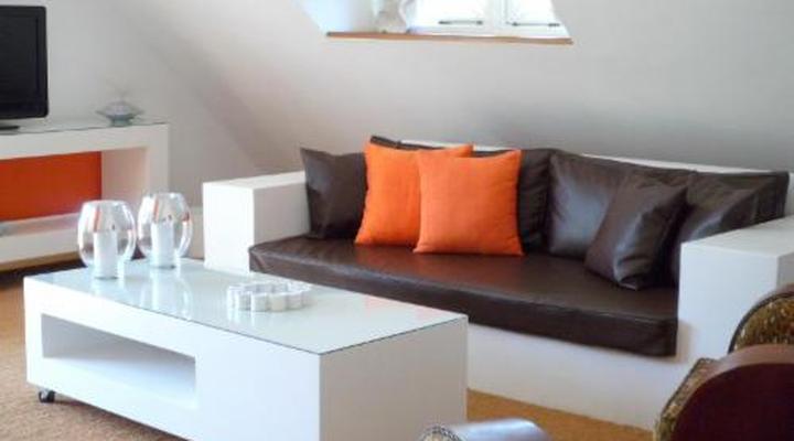 Rothman Manor De Luxe Guest Retreat