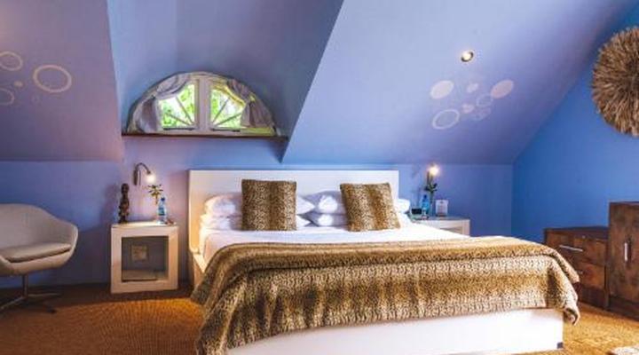 Rothman Manor De Luxe Guest Retreat