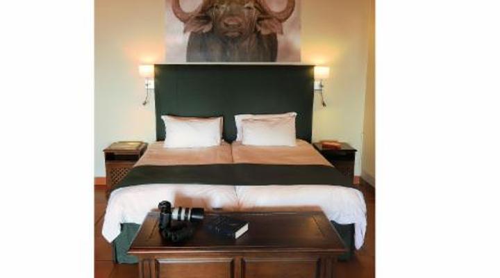 Pakamisa Private Game Reserve & Lodge