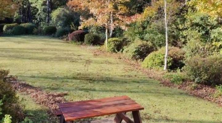 The Edge Mountain Retreat