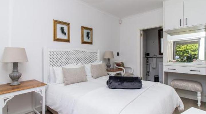 Sandbaai Country House