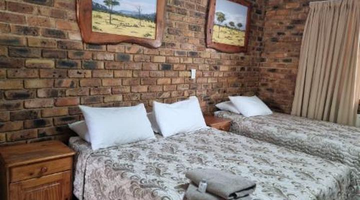 Airport Inn B&B and Emerald Guest House