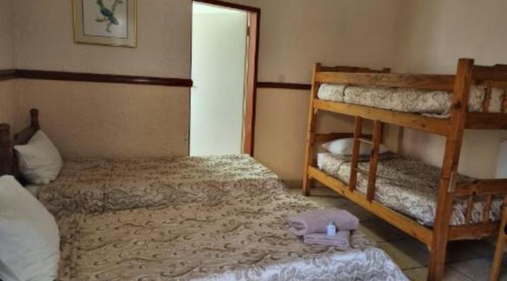 Airport Inn B&B and Emerald Guest House