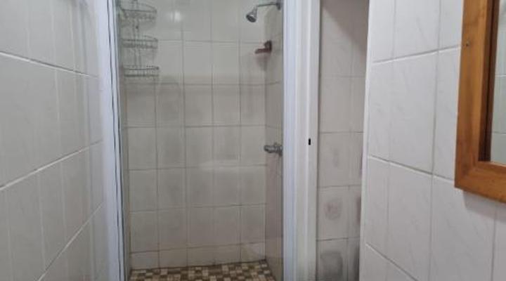 Airport Inn B&B and Emerald Guest House