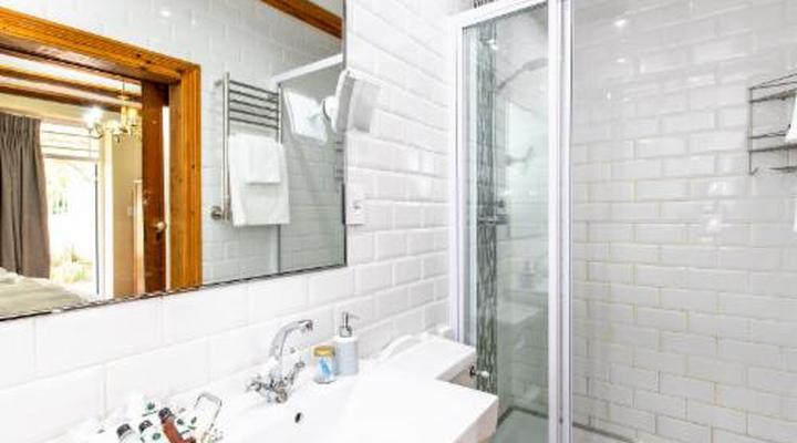 Evergreen Manor and Spa