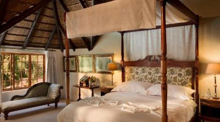 Hunters Country House