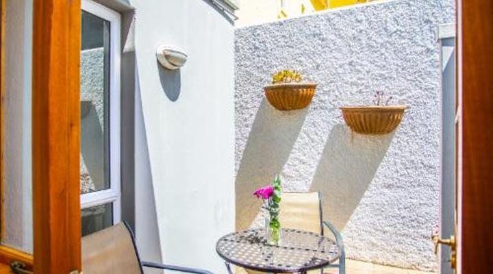 Cape Riviera Guest House