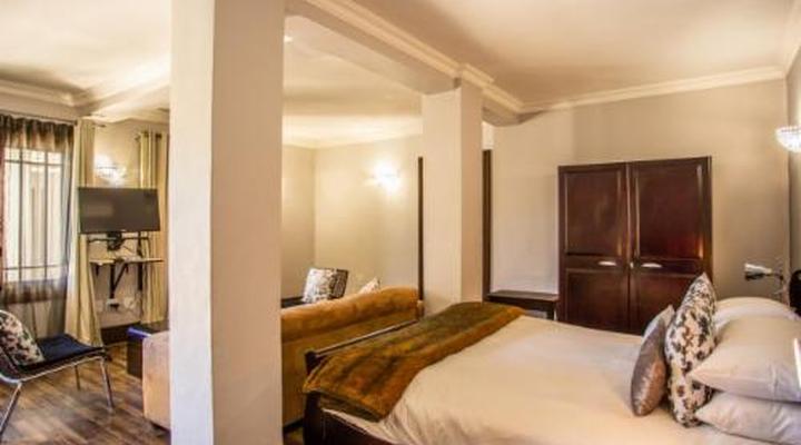 Cape Riviera Guest House