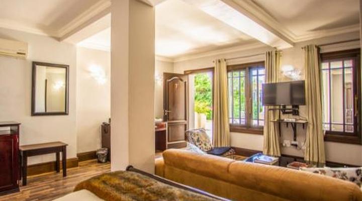 Cape Riviera Guest House