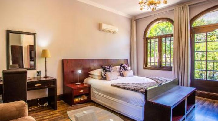 Cape Riviera Guest House