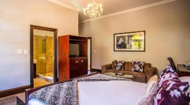 Cape Riviera Guest House