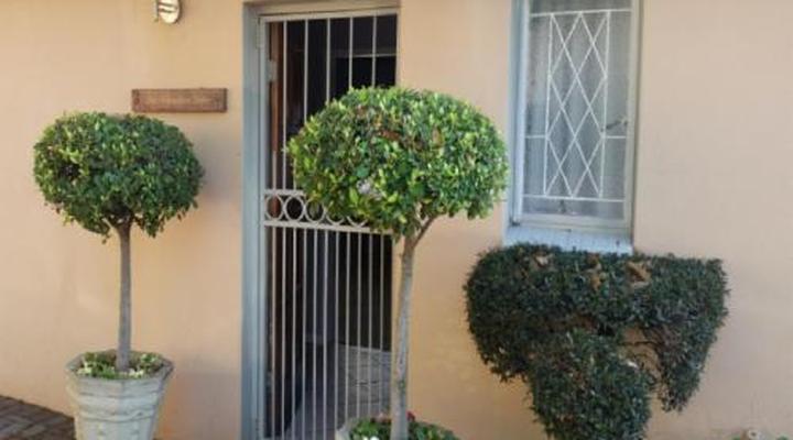 Royal Ridge Guest House