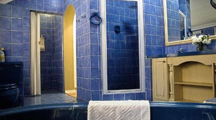 Royal Ridge Guest House