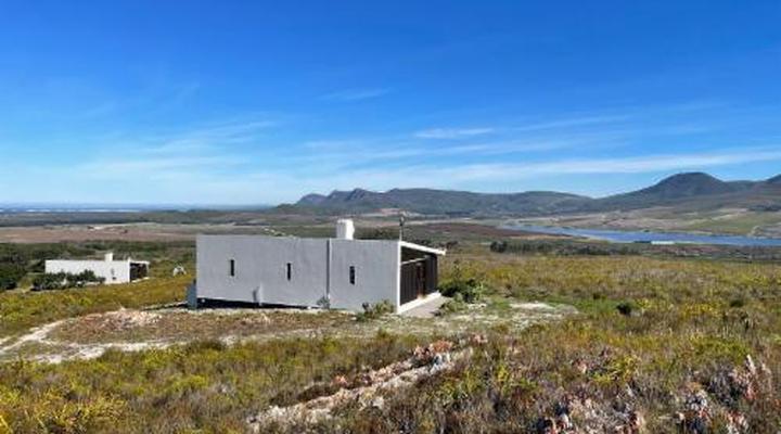 Farm 215 Nature Retreat & Fynbos Reserve