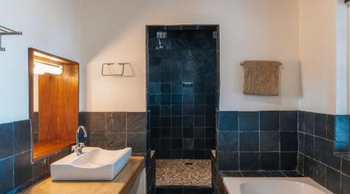 Farm 215 Nature Retreat & Fynbos Reserve