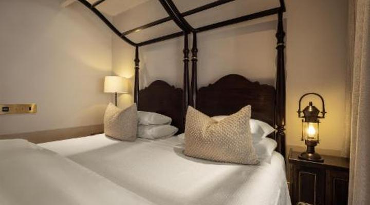 Akademie Street Boutique Hotel