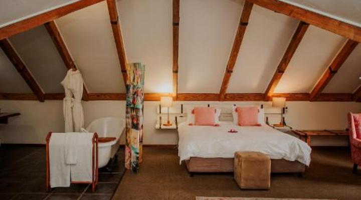 Aan de Oever Guesthouse