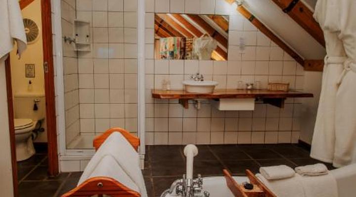 Aan de Oever Guesthouse