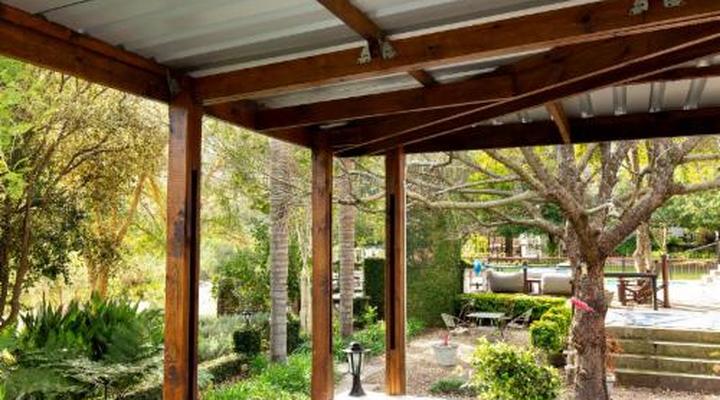 Aan de Oever Guesthouse