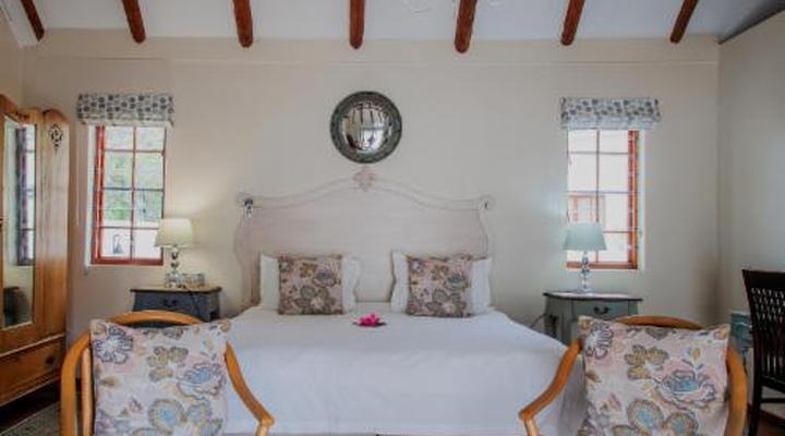 Aan de Oever Guesthouse