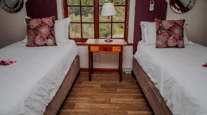 Aan de Oever Guesthouse