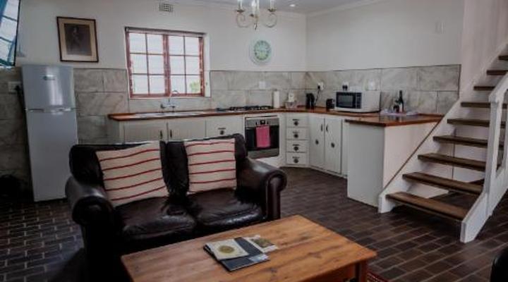 Aan de Oever Guesthouse