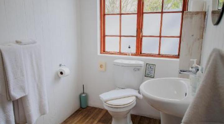 Aan de Oever Guesthouse