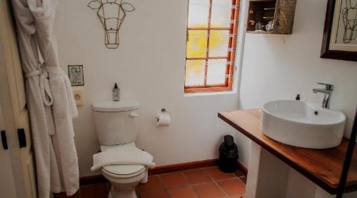 Aan de Oever Guesthouse