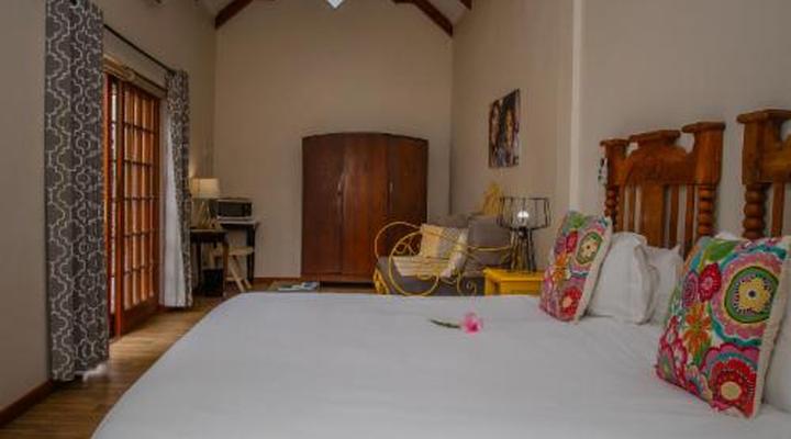 Aan de Oever Guesthouse