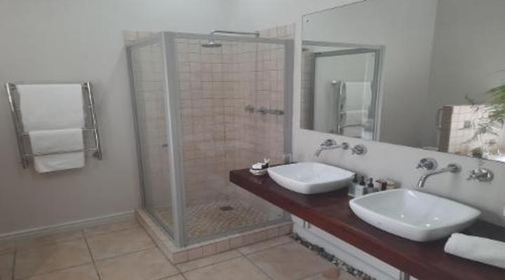 Lavender Manor Guest Lodge