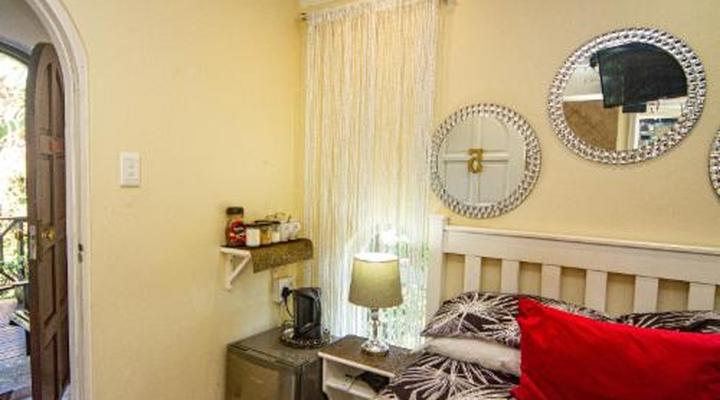 La Loggia Bed and Breakfast
