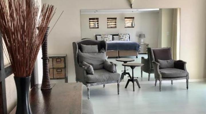 Manor on the Bay Loadshedding-free Guesthouse