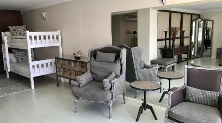 Manor on the Bay Loadshedding-free Guesthouse