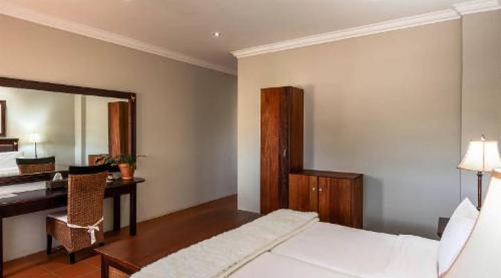 Mooiplaas Guest House