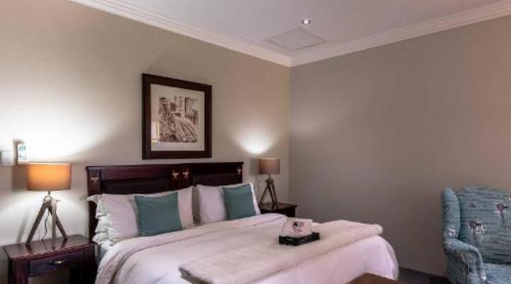 Mooiplaas Guest House